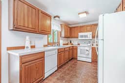 Duneside Cottage - Minutes from Town Beach