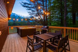 Carter Bridge Estate - Sleeps 52