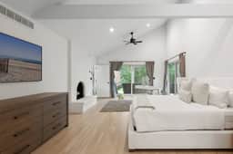 Merchant Manor - Pool, Tennis Court, Game Room