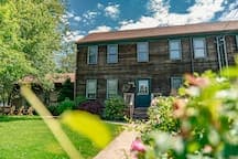 Duneside Cottage - Minutes from Town Beach