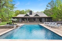Merchant Manor - Pool, Tennis Court, Game Room